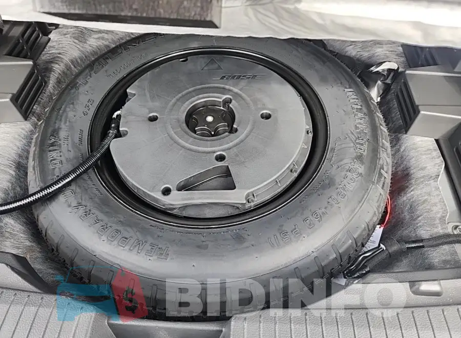 JN8BT3DD9NW276829 Photo# 21