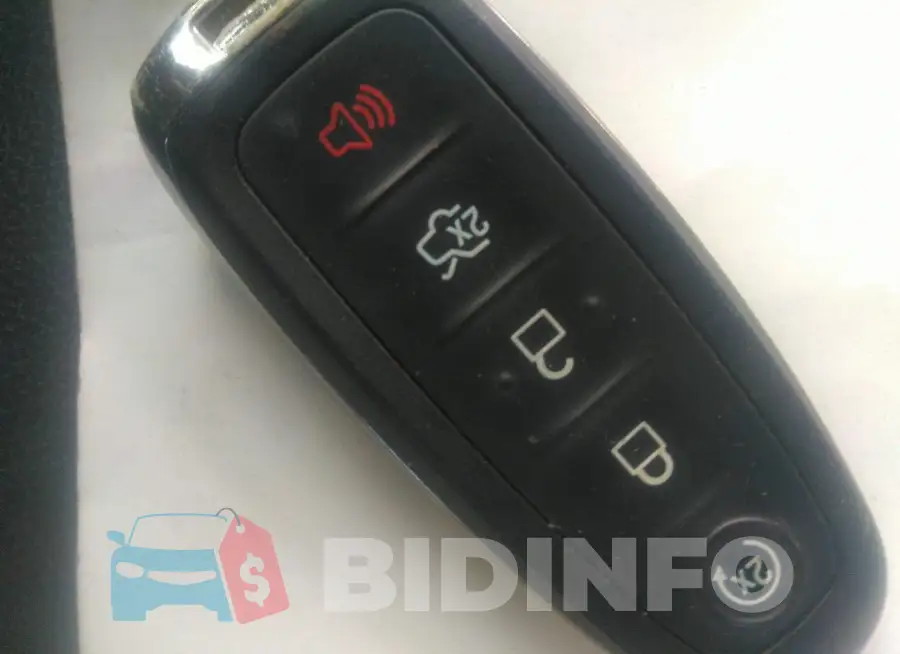 1FADP5CU0GL119965 Photo# 11