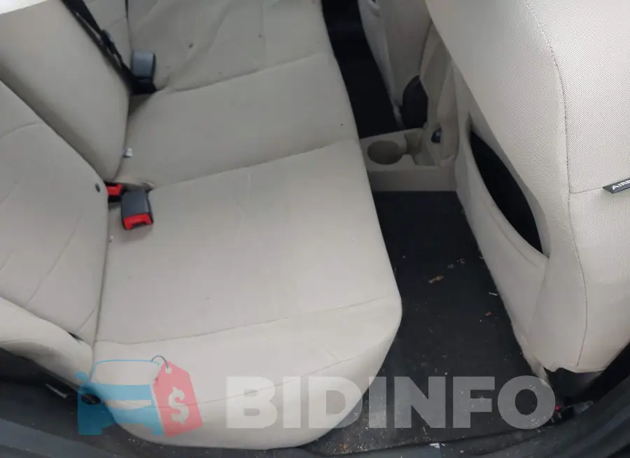 3FADP4EJ3FM184481 Photo# 8