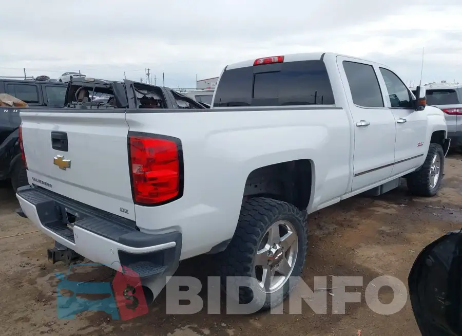 1GC1KWE83FF656814 Photo# 4