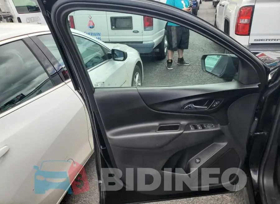 2GNAXTEV7M6108559 Photo# 17
