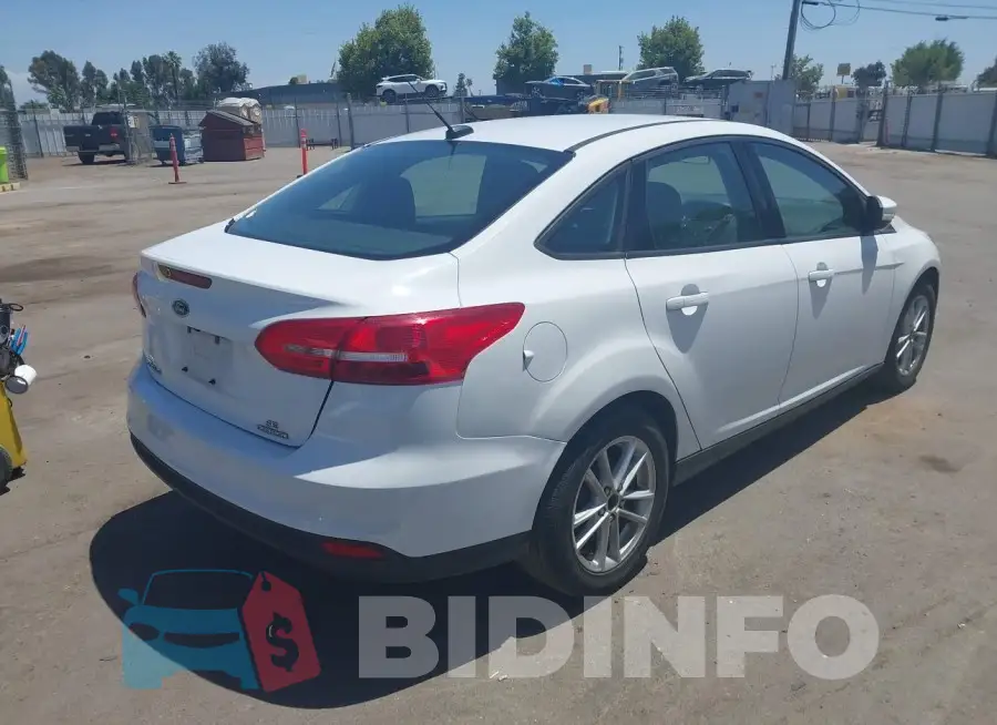 1FADP3F25GL302048 Photo# 4