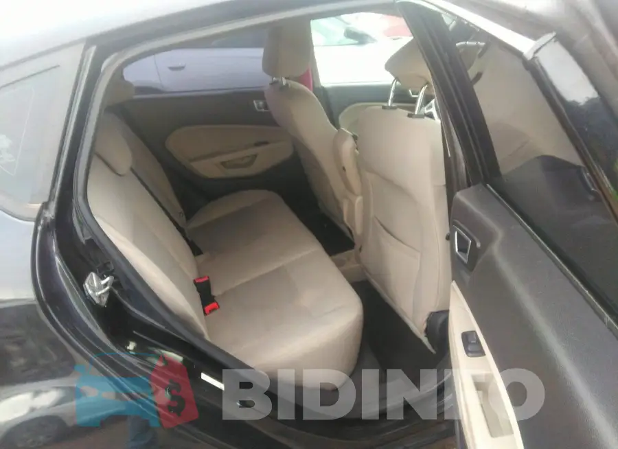 3FADP4EJ2FM126409 Photo# 8