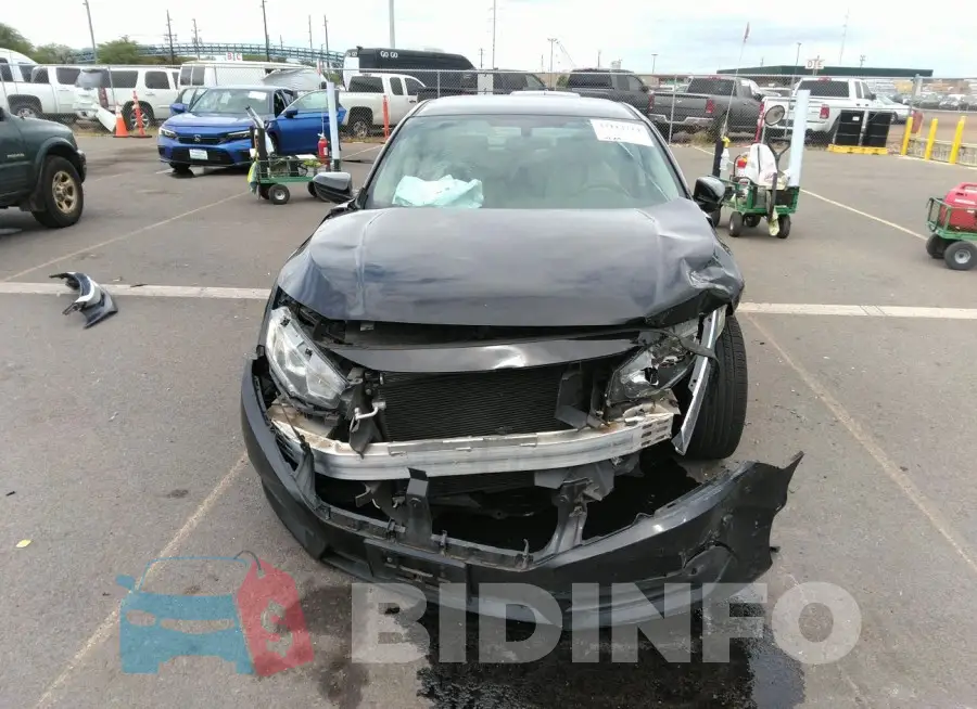 19XFC2F55HE034096 Photo# 13
