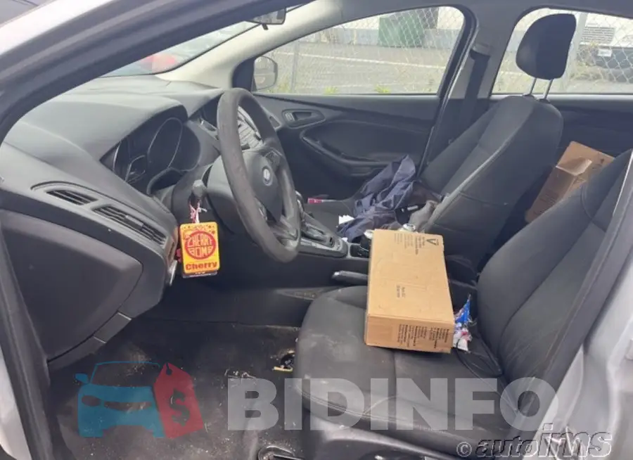 1FADP3E29FL326093 Photo# 6