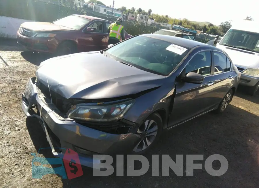 1HGCR2F54FA157925 Photo# 2