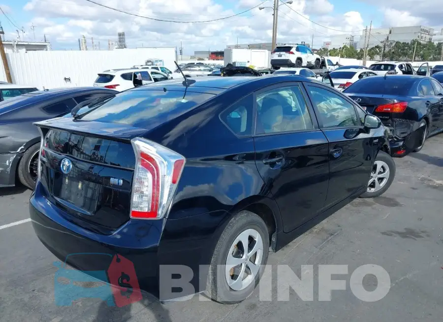 JTDKN3DU5F1871889 Photo# 4