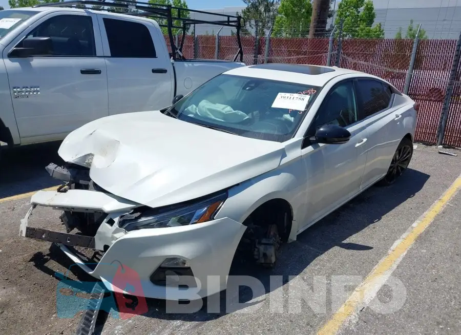 1N4BL4CV9NN307083 Photo# 2