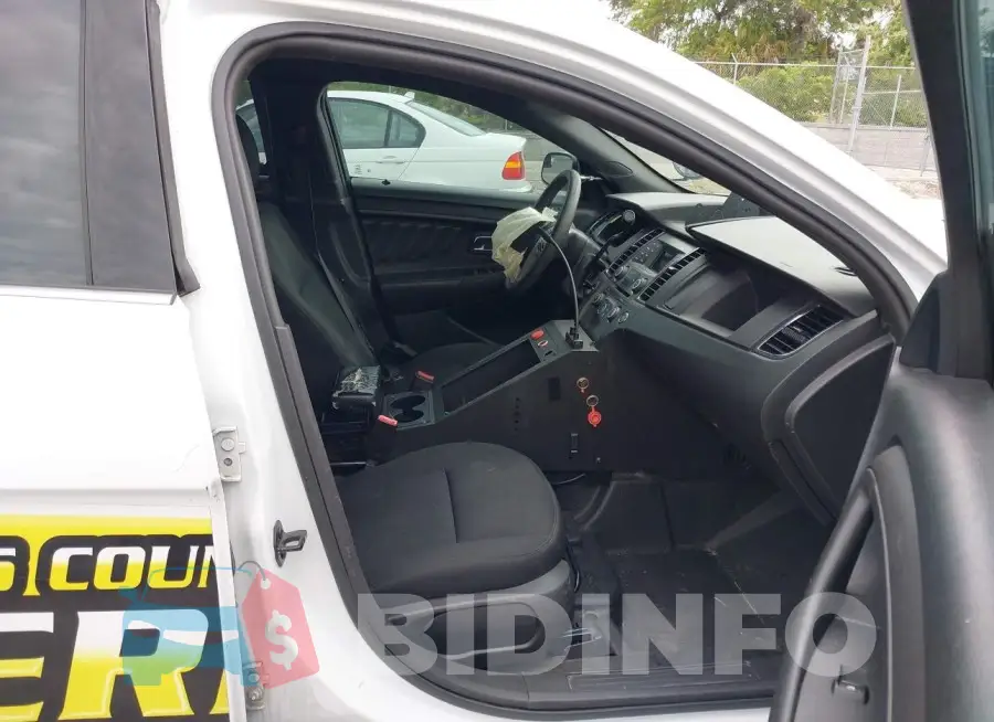 1FAHP2MK6FG149122 Photo# 5