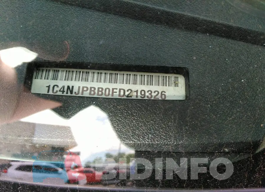1C4NJPBB0FD219326 Photo# 9
