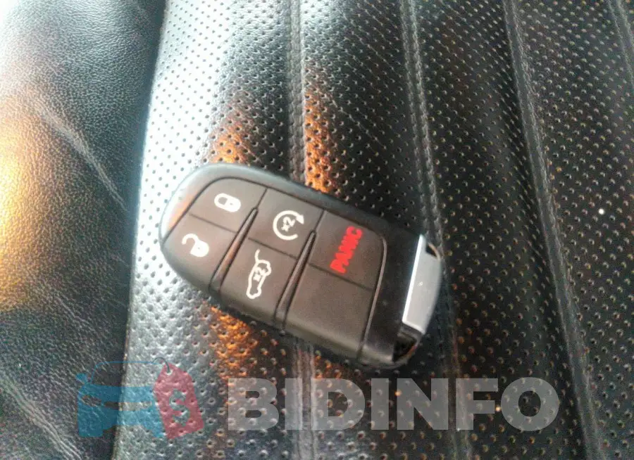 1C4RJFBG2KC730446 Photo# 11
