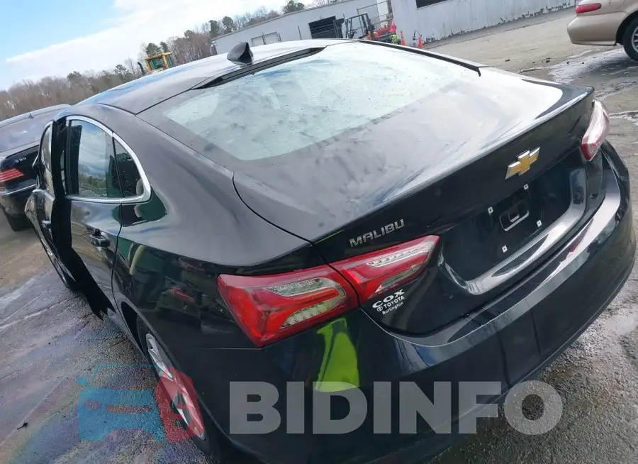 1G1ZD5ST0LF108564 Photo# 3