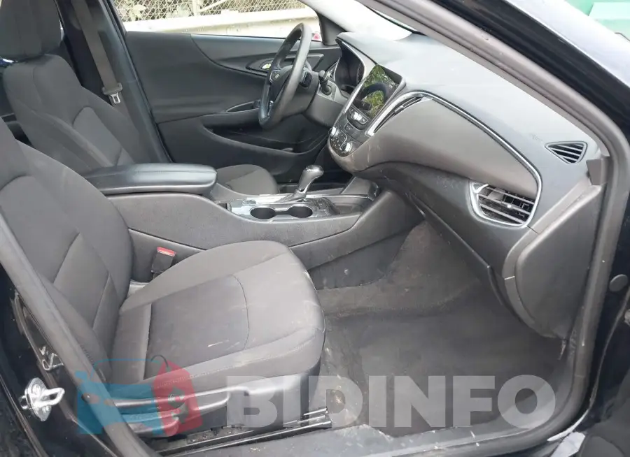 1G1ZD5ST0LF108564 Photo# 5