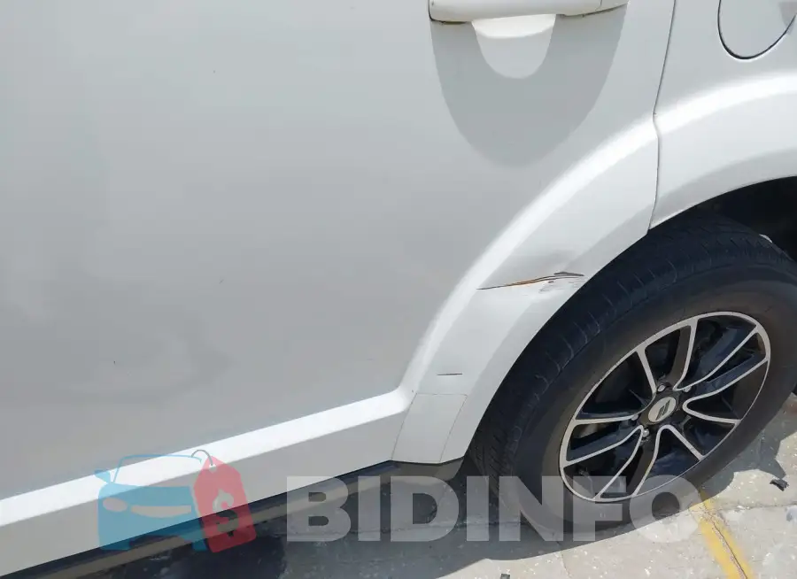 3C4PDCAB1JT427325 Photo# 6