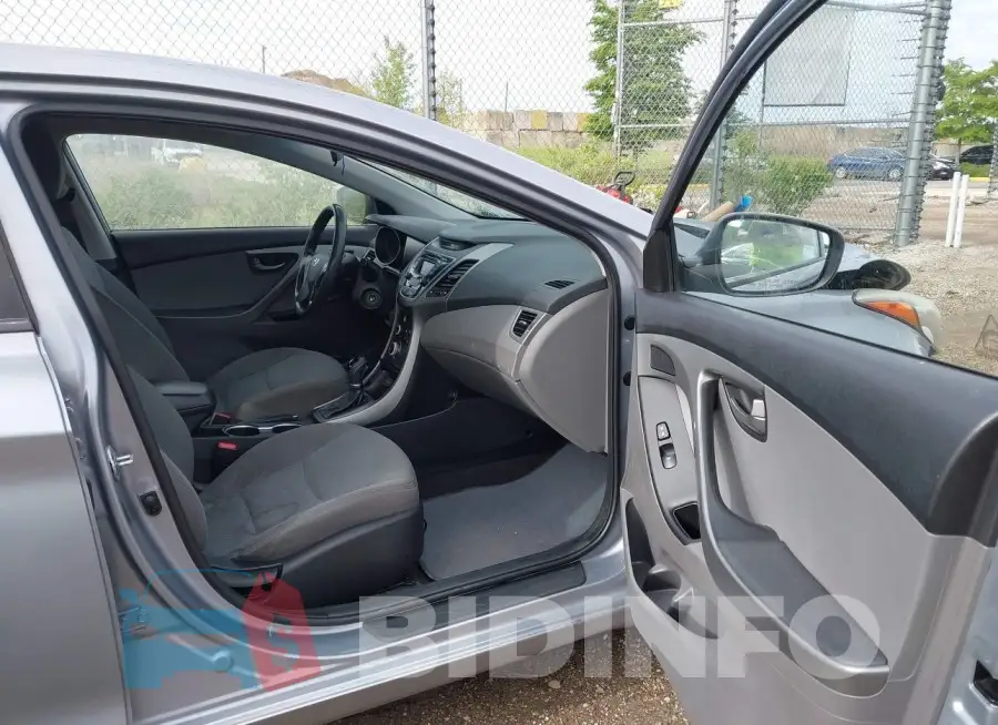 5NPDH4AE8GH736371 Photo# 5