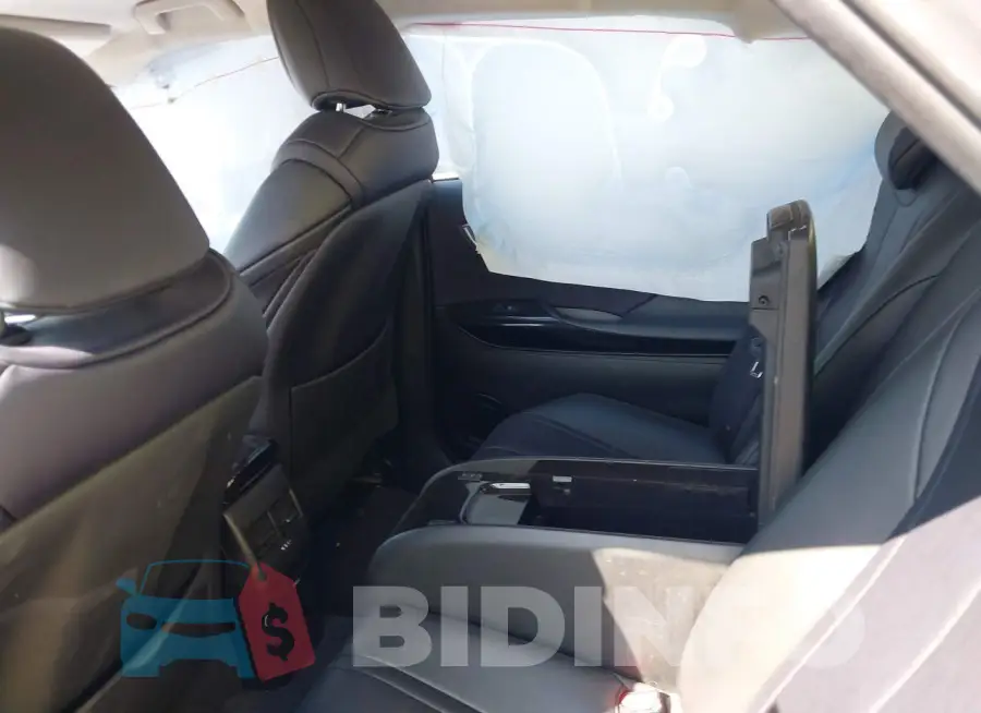 JTDBVRBDXKA005606 Photo# 8
