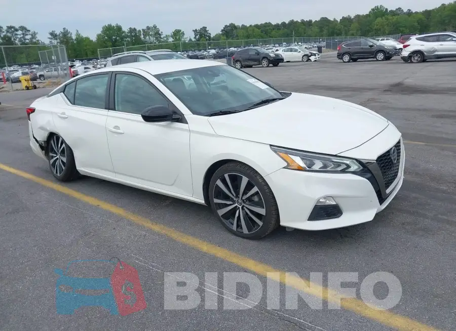 1N4BL4CV2LN308170 Photo# 1