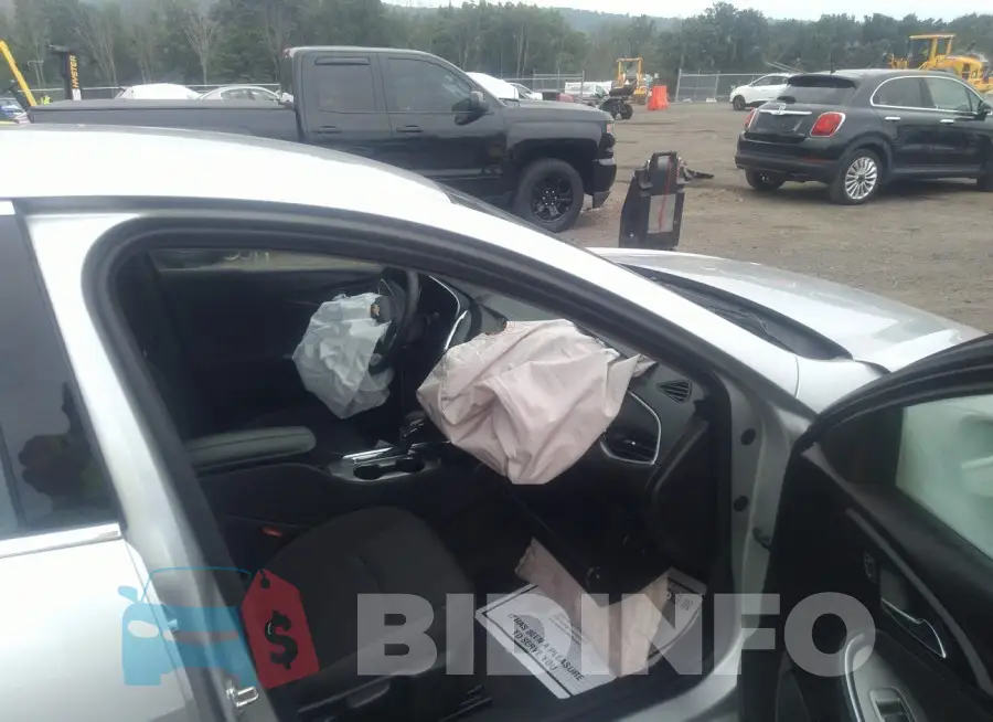 1G1ZD5ST9MF004172 Photo# 5