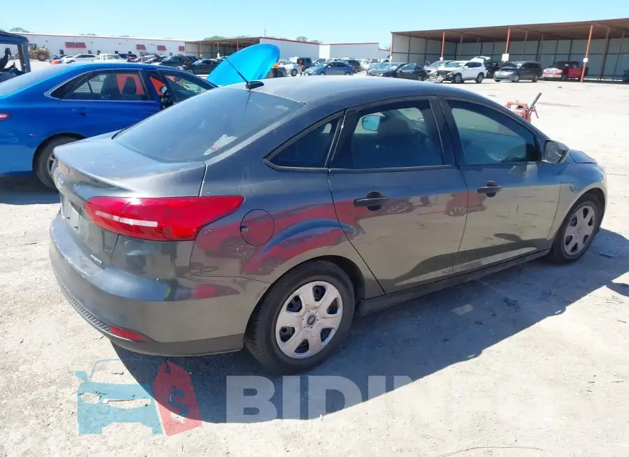 1FADP3E26GL262421 Photo# 4