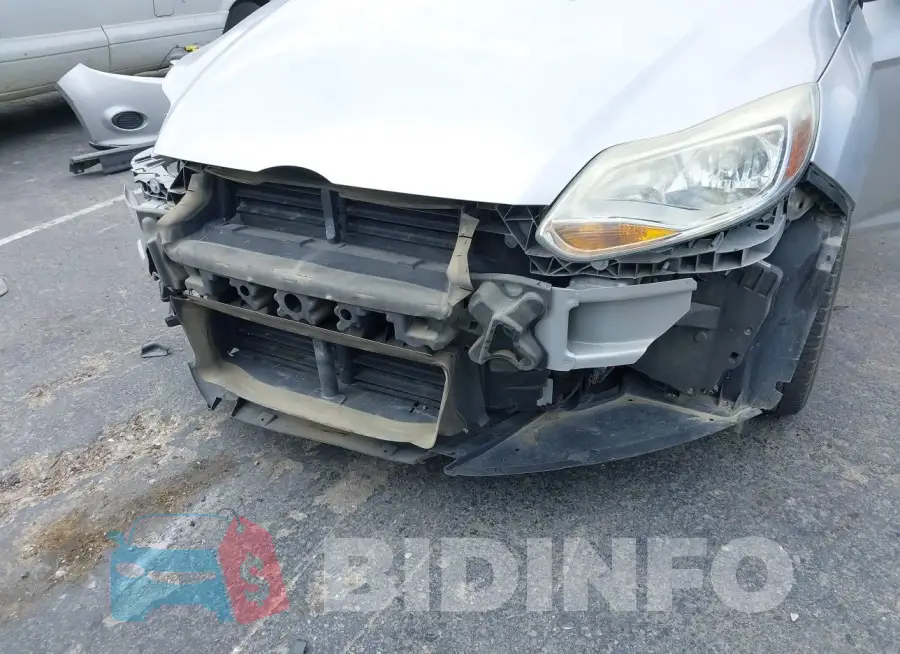 1FADP3F20EL363692 Photo# 6