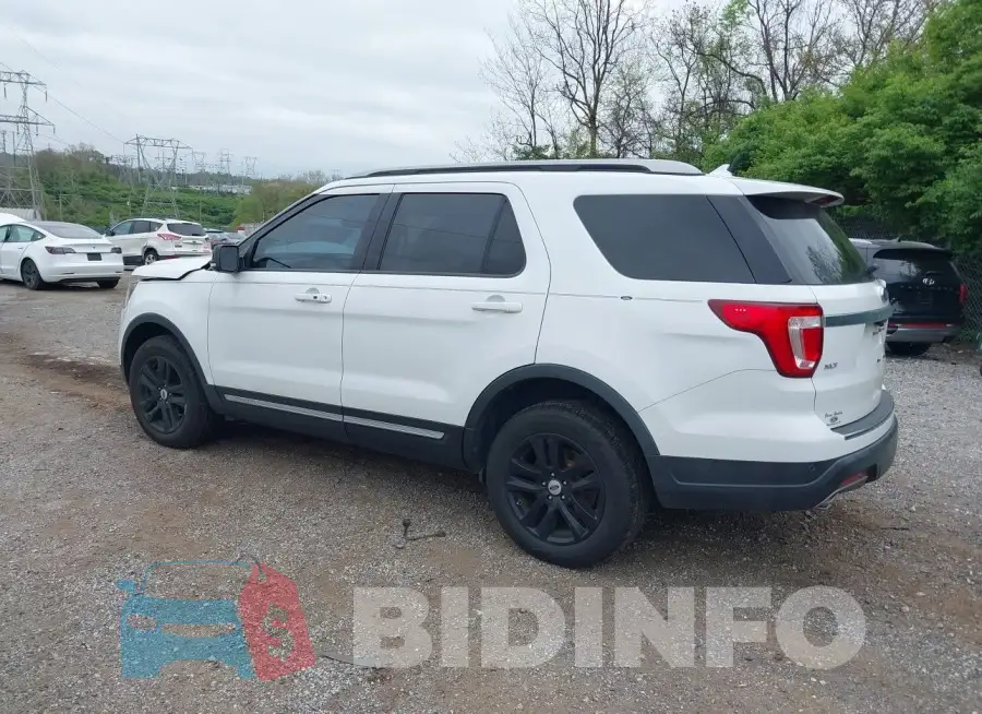 1FM5K8D86JGB27466 Photo# 3