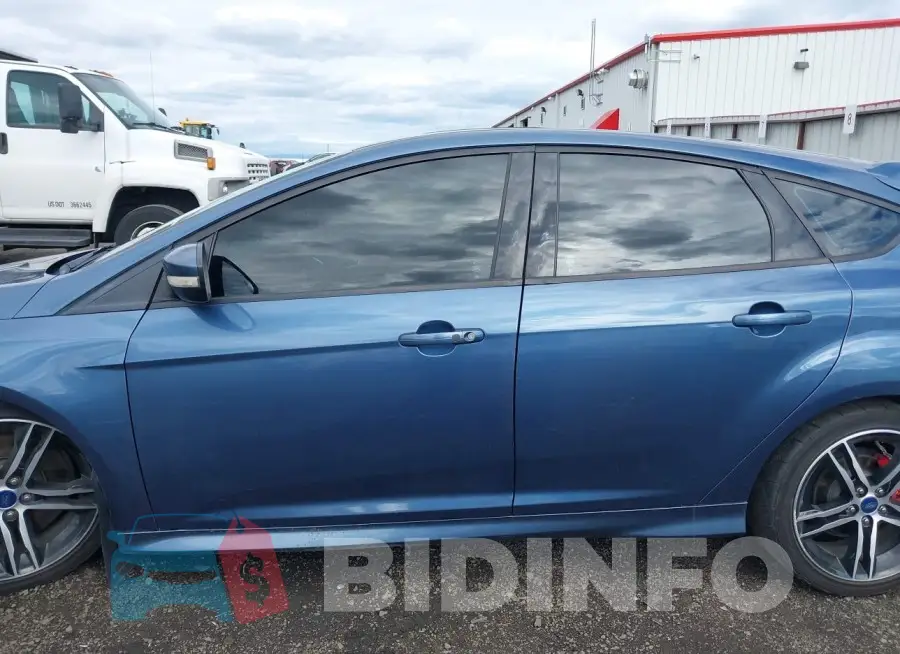1FADP3L9XJL313393 Photo# 15