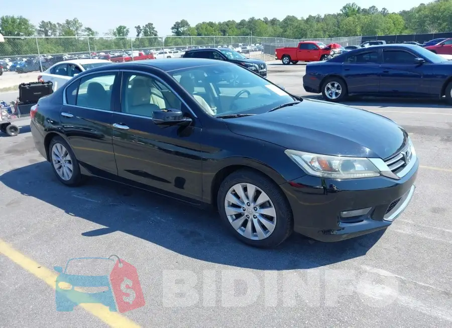 1HGCR2F80FA194464 Photo# 1