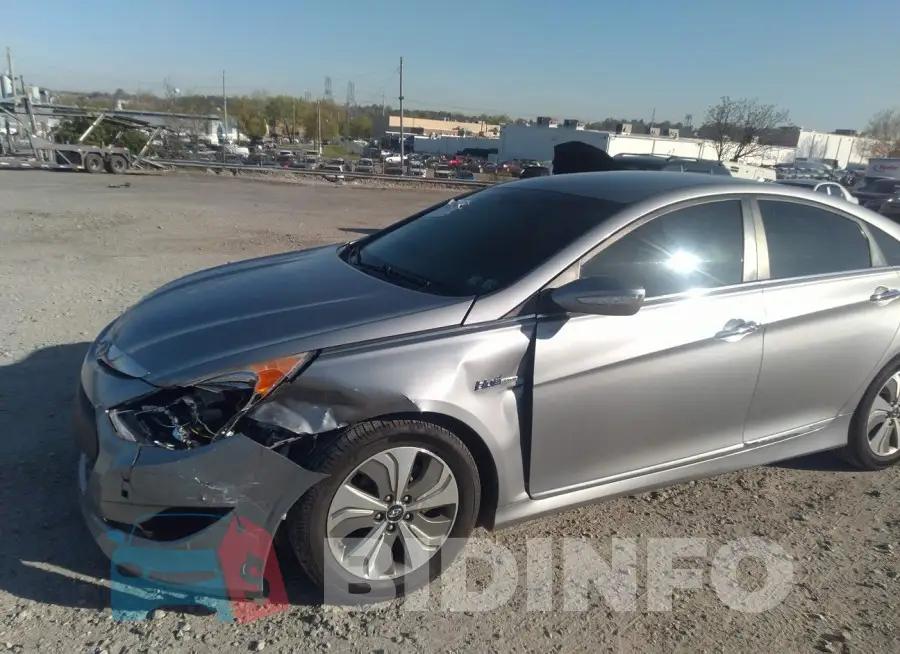 KMHEC4A44FA120176 Photo# 6