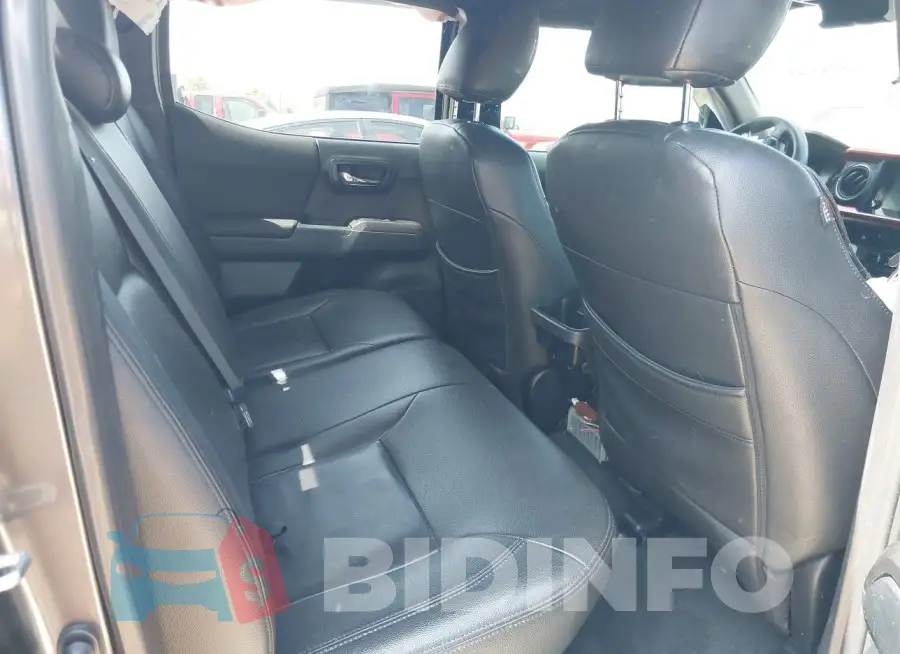 3TMBZ5DN8HM006204 Photo# 8