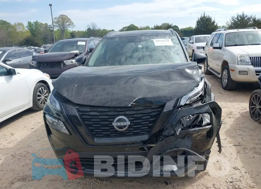 JN8BT3BA2PW008149 Photo# 12