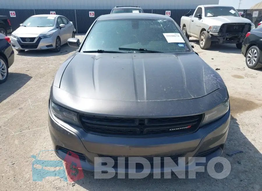 2C3CDXHG4HH553578 Photo# 12
