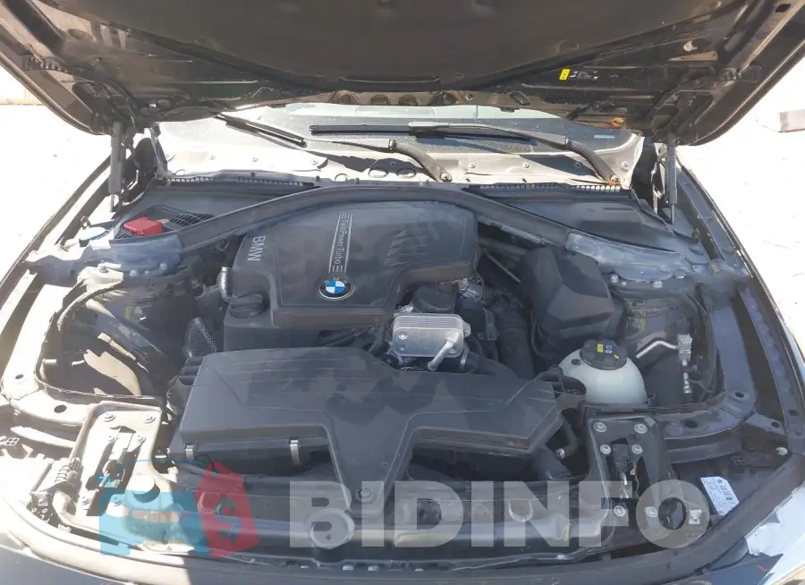 WBA8E1G57JNU93348 Photo# 10