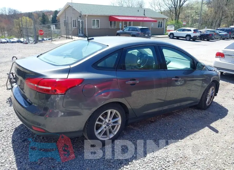 1FADP3F20GL335376 Photo# 4