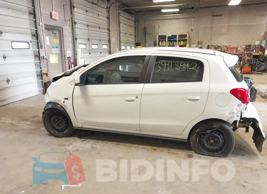 ML32A3HJ7HH005992 Photo# 14