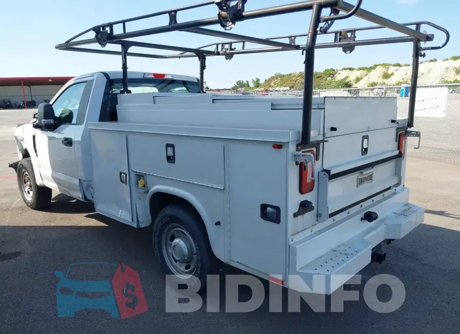 1FDBF3A68JEC48119 Photo# 3