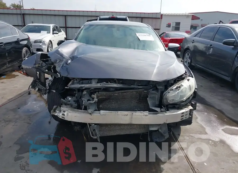 19XFC2F56GE028094 Photo# 13