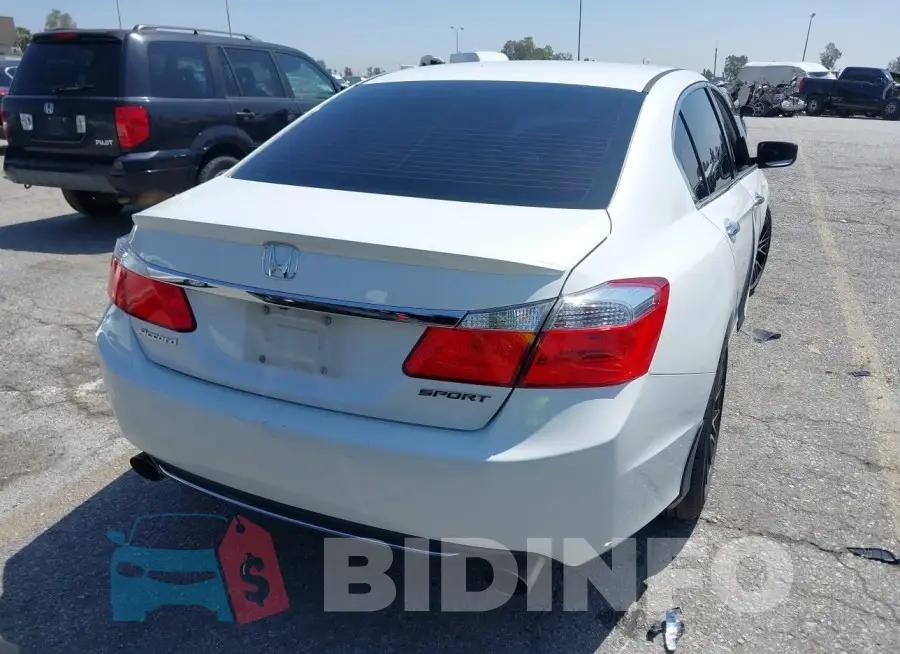 1HGCR2F58FA185792 Photo# 17