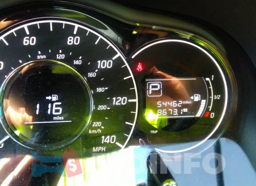 3N1CE2CP6FL403322 Photo# 7