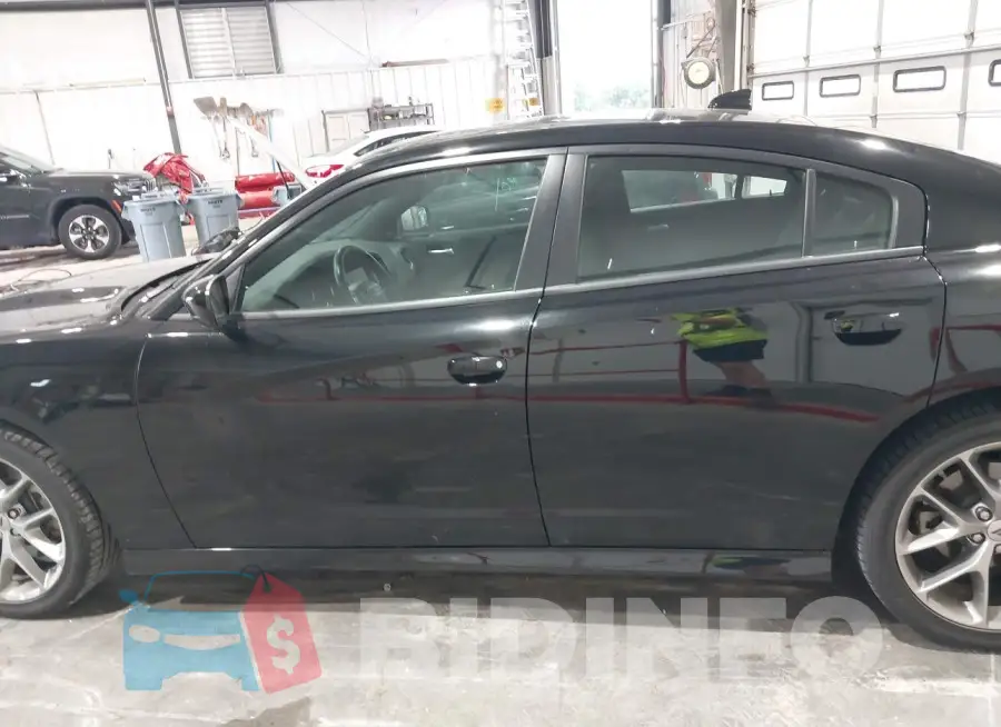 2C3CDXHG3PH603384 Photo# 14
