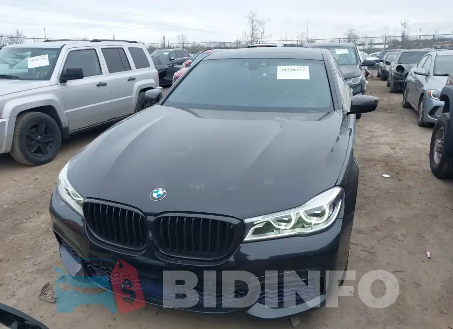 WBA7F2C58GG420698 Photo# 6