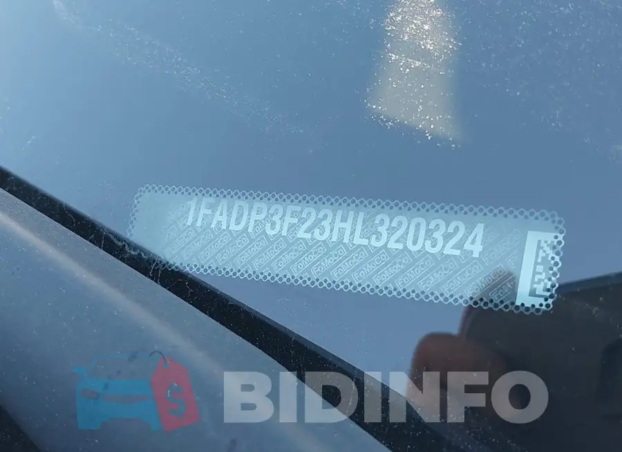 1FADP3F23HL320324 Photo# 9