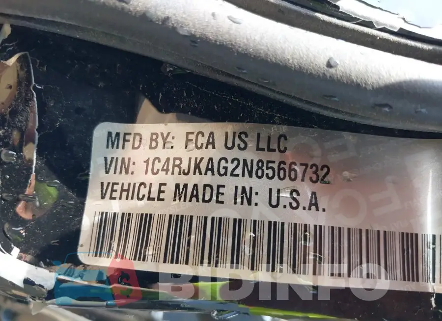 1C4RJKAG2N8566732 Photo# 9