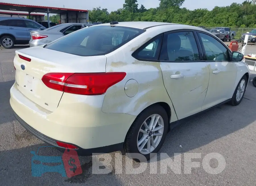 1FADP3F26GL245276 Photo# 4
