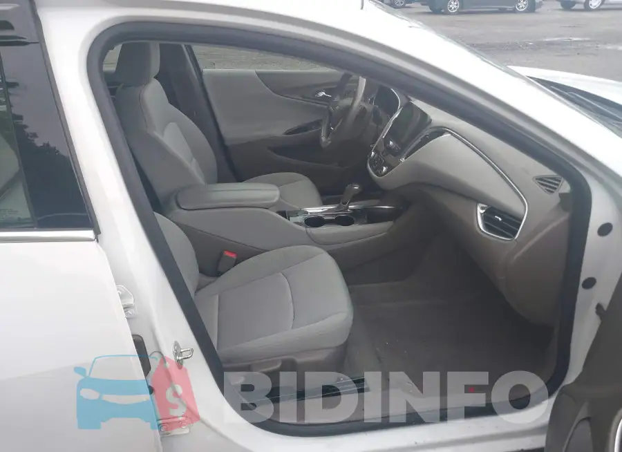 1G1ZD5ST4JF285017 Photo# 5