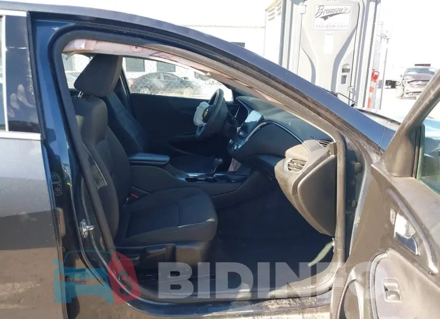 1G1ZD5STXLF110399 Photo# 5
