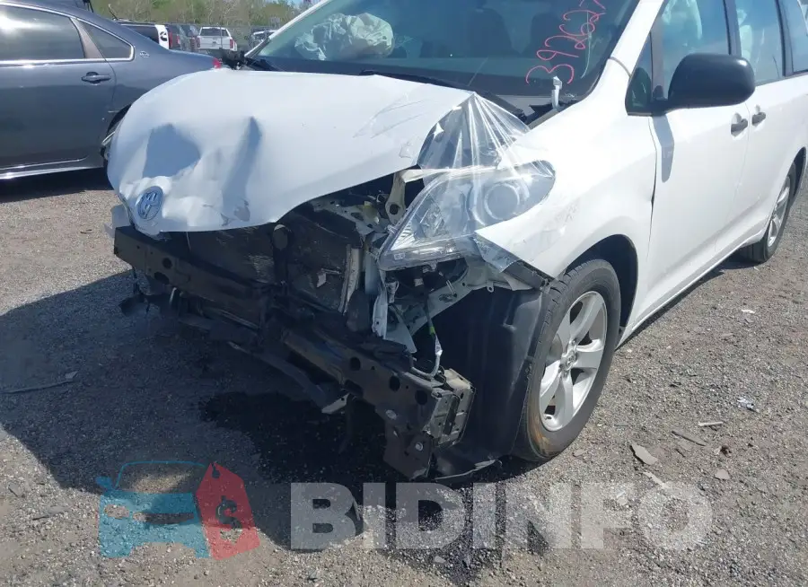 5TDZZ3DC6HS775267 Photo# 6