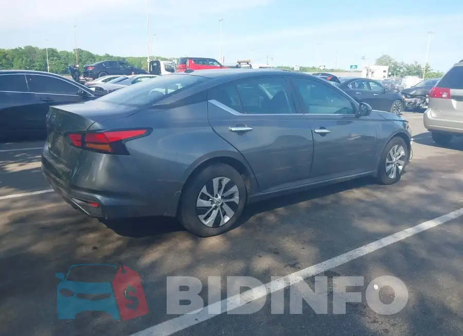 1N4BL4BV1KC182248 Photo# 4