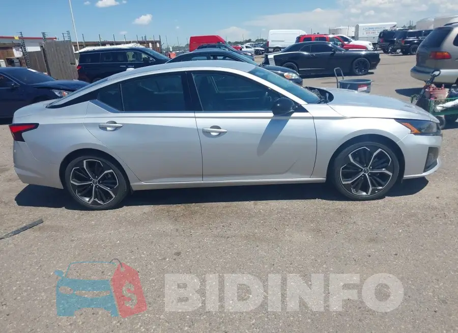 1N4BL4CV5PN393074 Photo# 13
