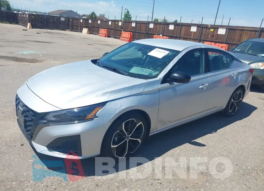 1N4BL4CV5PN393074 Photo# 2