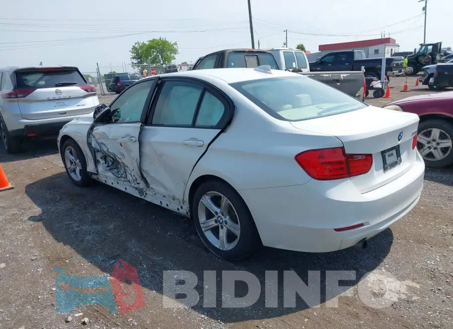 WBA3B1C50EK132818 Photo# 3